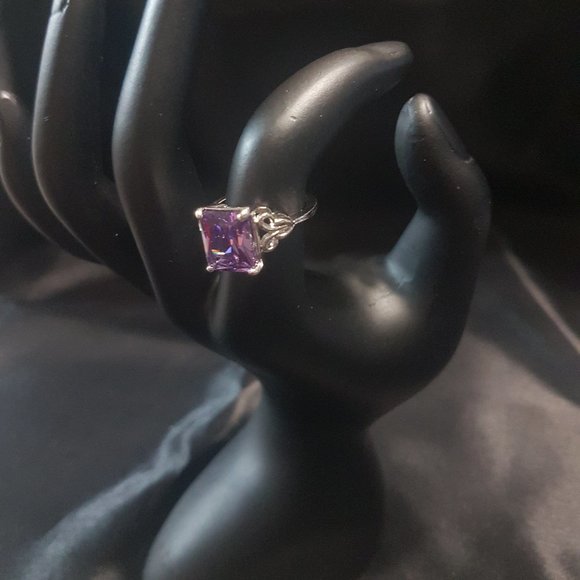Hidden Gems "Amethyst" Ring - Picture 3 of 9